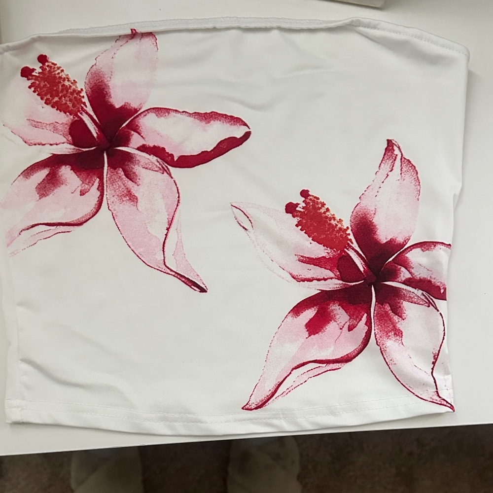 SHEIN White Tube Top with Red and Pink Floral Design